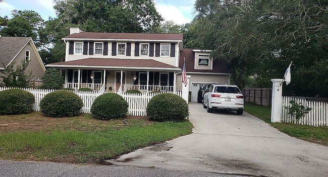 Photo of 223 Sellers St, Oak Island, NC