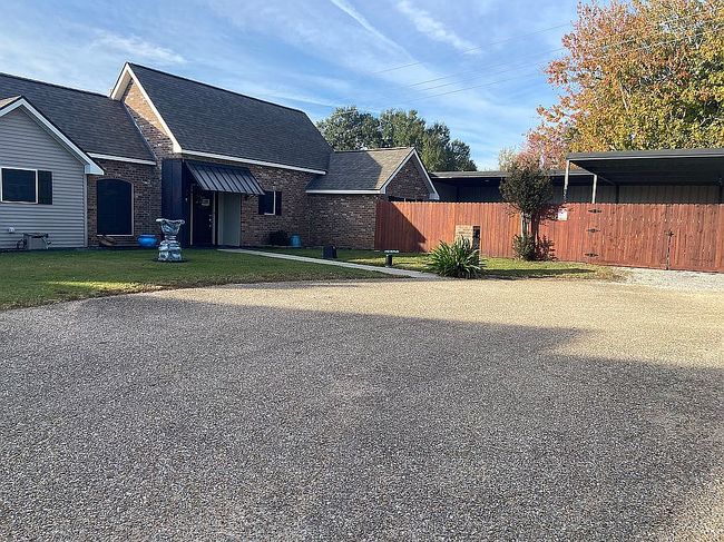 Image of 125 Boulder Dr