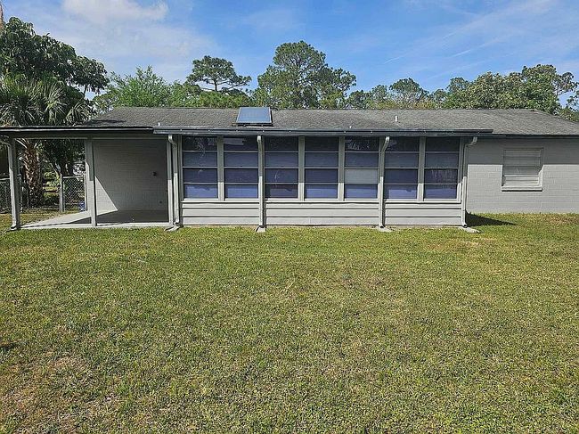 Image of 1388 Dexter Dr N