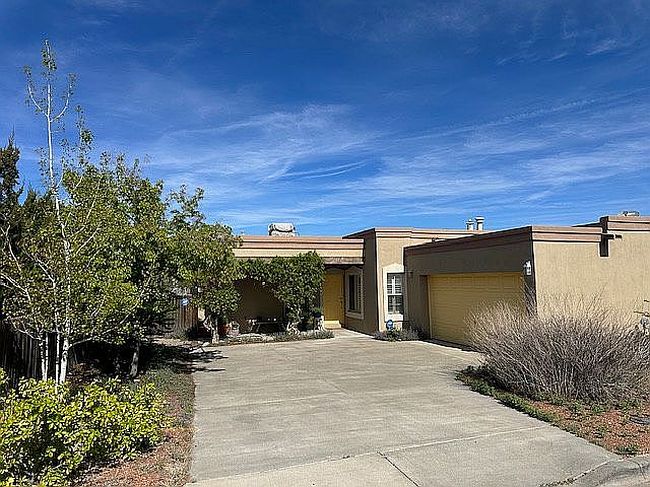 Image of 4512 Cedarcrest Cir