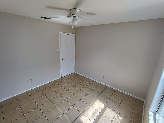 Photo of 1617 Denmark Ln, Laredo, TX
