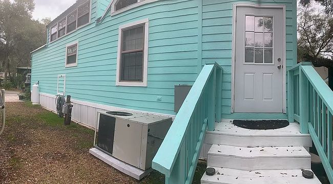 Additional photo 3 of property located at 14354 Ne 251st Cir