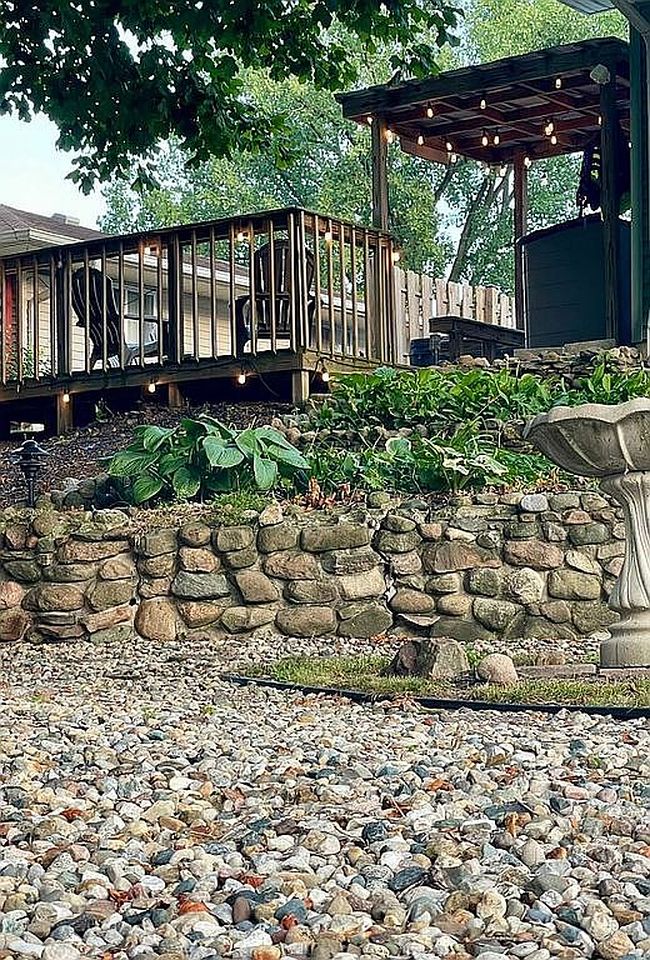 Photo of 11010 N Quiet Water Cir, Monticello, IN