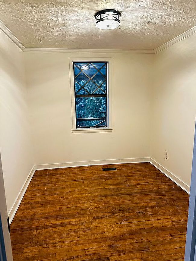 Additional photo 3 of property located at 368 Kay Conley Rd