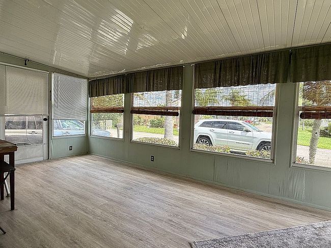 Image of 7 Reforma Ln