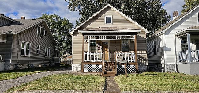 Image of 2211 Lincoln Ave
