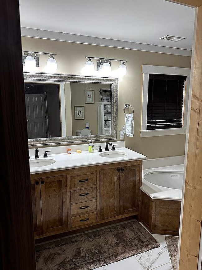 Image of 206 Forked Oak Way