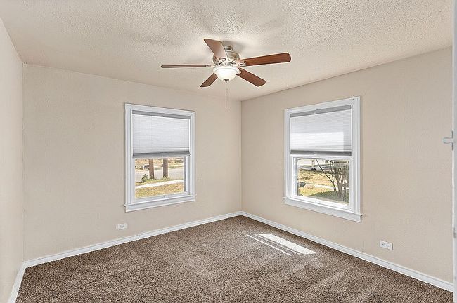 Photo of 406 Halliday Ave, San Antonio, TX