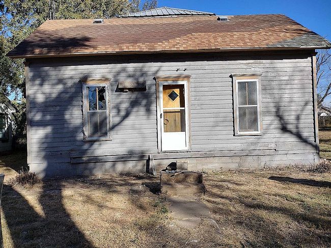 Photo of 418 S Union St, Stafford, KS