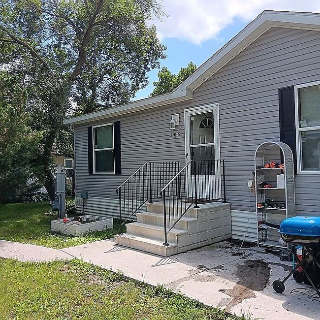 Photo of 206 Biscayne Ln, Rockford, MN