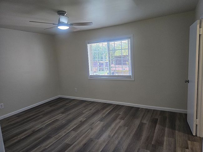 Image of 233 Peyton Pl Sw