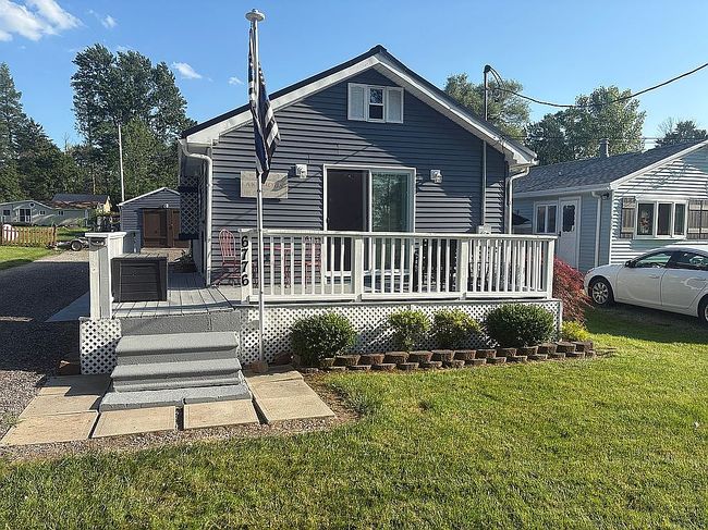Photo of 6776 Lake Shore Dr, Castile, NY