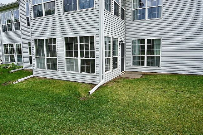 Photo of 2810 Towne House Dr Ne Unit A, Cedar Rapids, IA