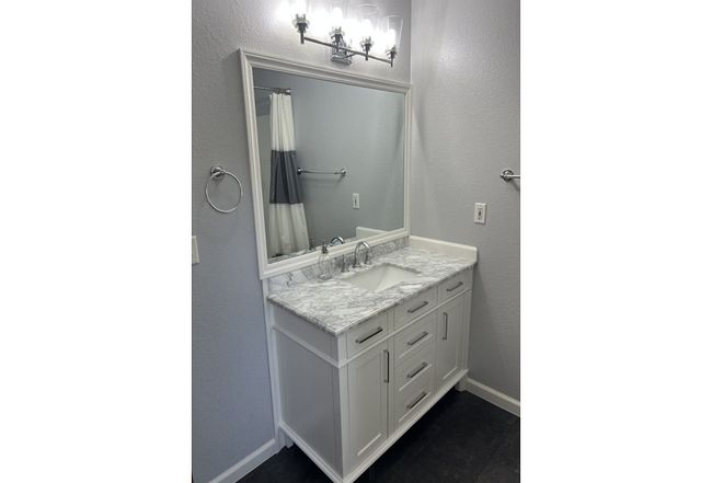 Preview of property located at 40190 Frontage Rd