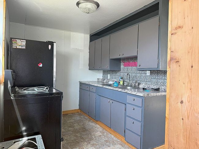 Photo of 225 5th St W, Harvey, ND