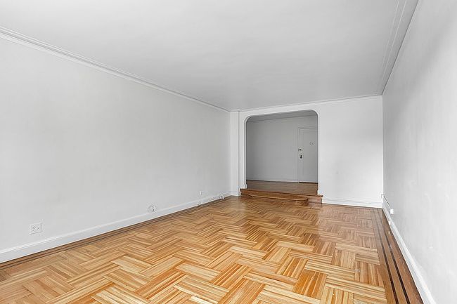 Photo of 360 Cabrini Blvd Apt 5H, New York, NY