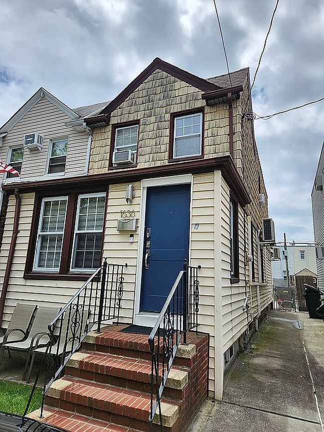 Image of 1636 E 35th St