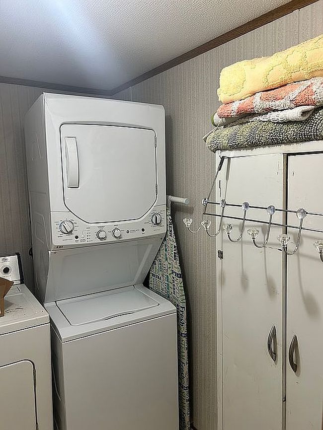 Preview of property located at 212 N 4th St