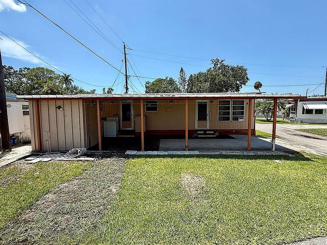 Photo of 18 Poinciana Cir, Bradenton, FL