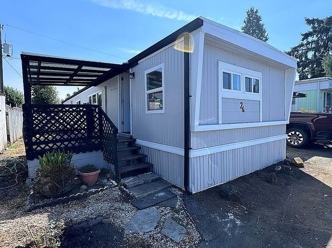 Photo of 4475 Daisy St Space 24