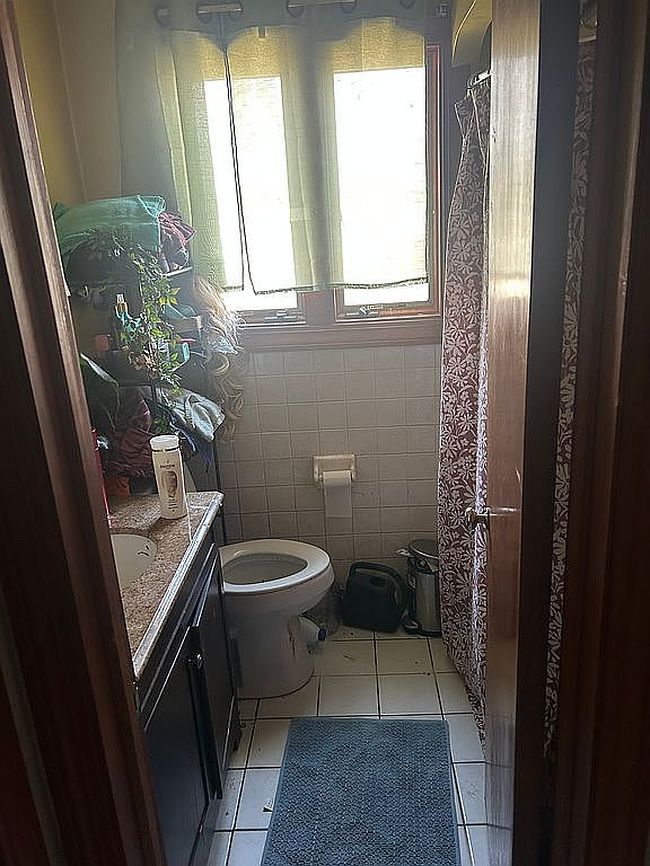 Image of 2320 Grovewood Ave