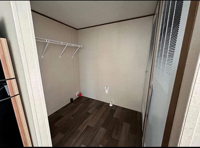 Photo of 310 W 41st St, Cut Off, LA