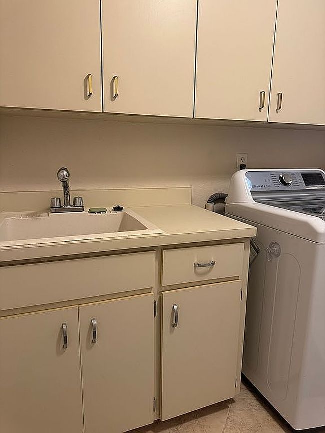 Image of 130 Deanna Dr