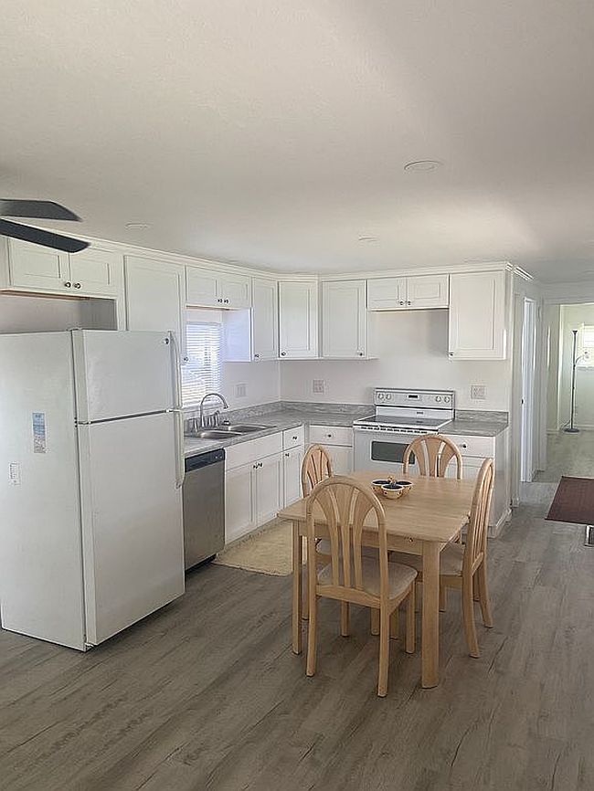 Photo of 18050 S Tamiami Trl Lot 74, Fort Myers, FL
