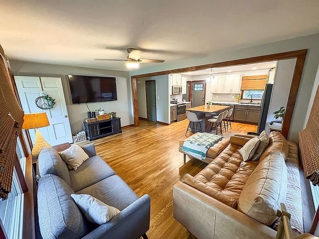 Additional photo 3 of property located at 526 S Elm St