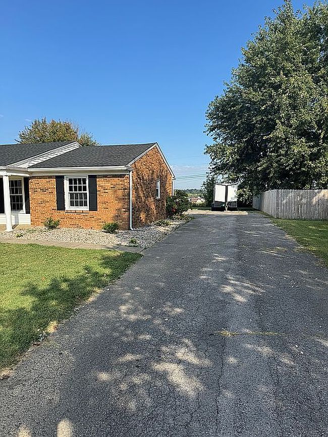 Additional photo 3 of property located at 169 Wooden Ln