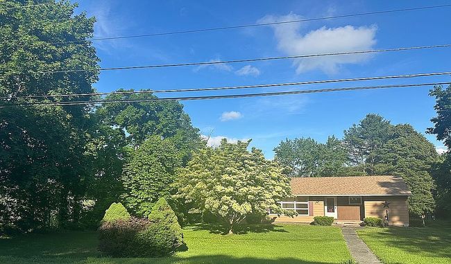 Photo of 140 N Ohioville Rd, New Paltz, NY