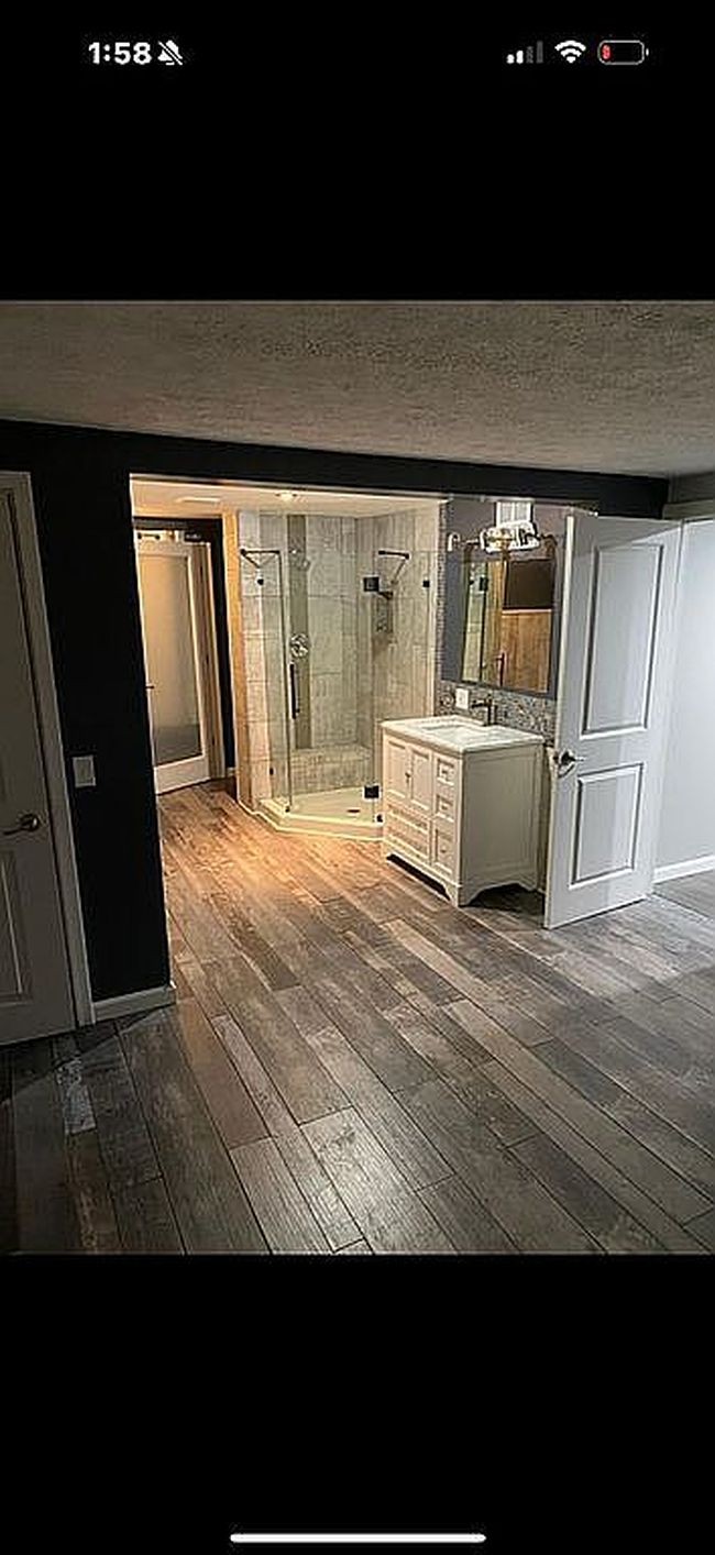 Photo of 101 Rosewood Dr, Cicero, IN