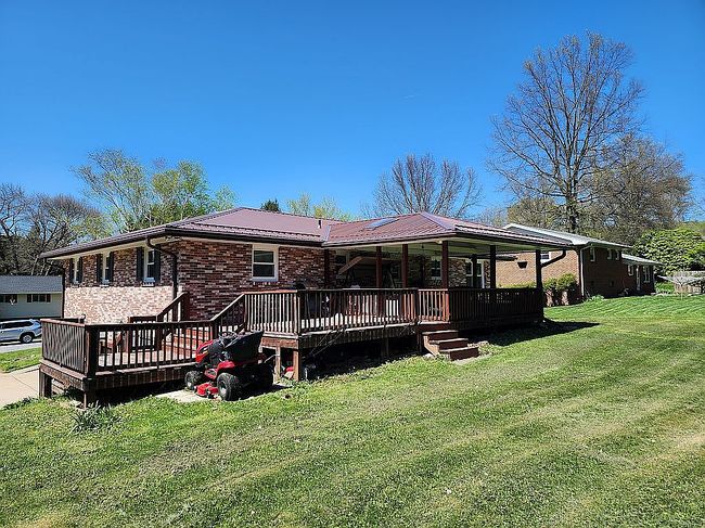Image of 141 Hamilton St
