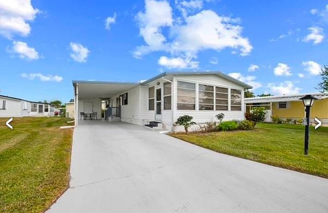 Image of 148 Ne Sharyon Ln