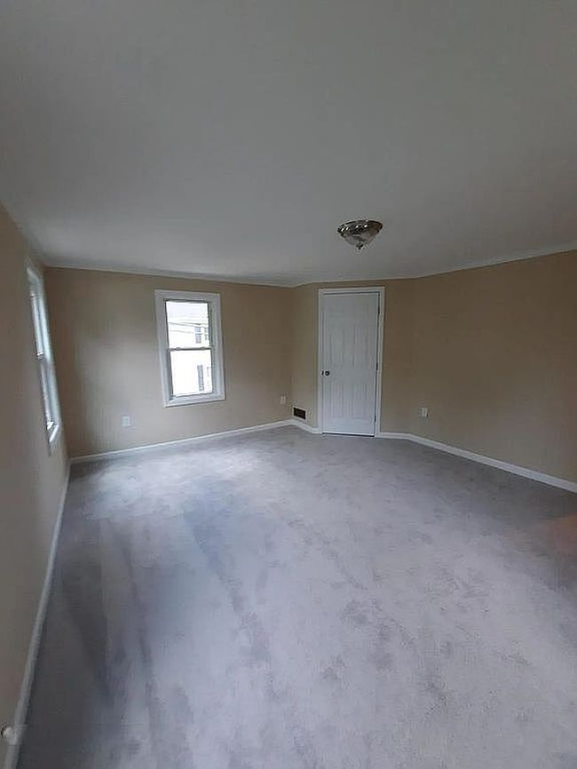 Image of 919 Maxwell Pl