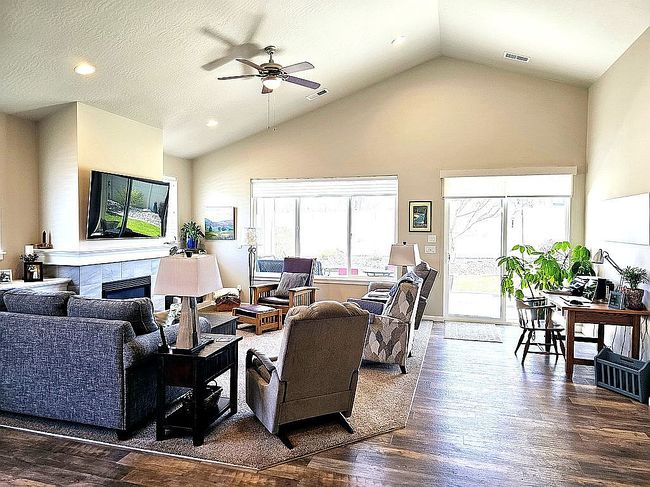 Photo of 1860 N Oakland St, Liberty Lake, WA