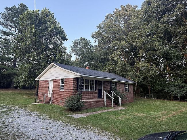 Photo of 65 Morris Dr, Somerville, TN