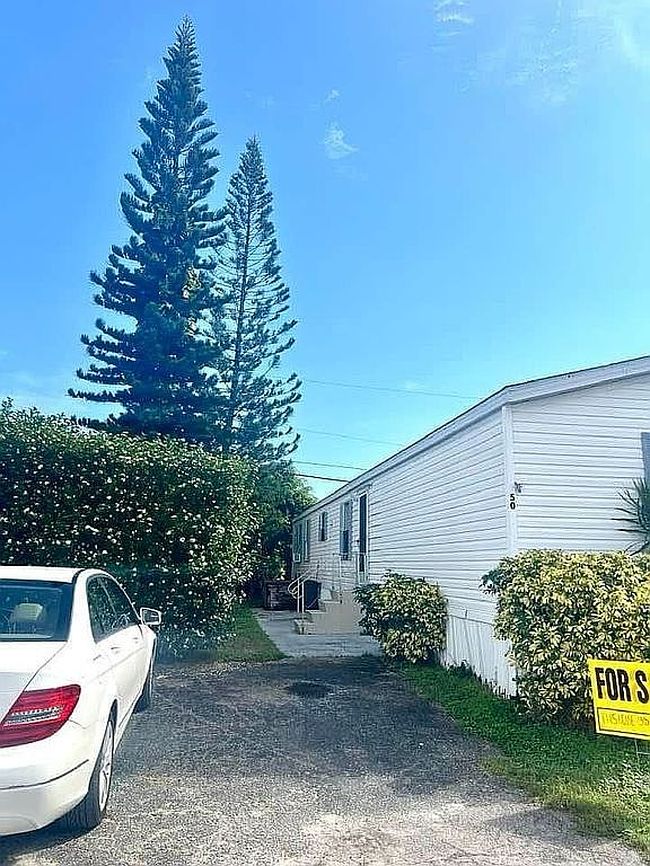 Additional photo 3 of property located at 17360 Sw 232nd St #50