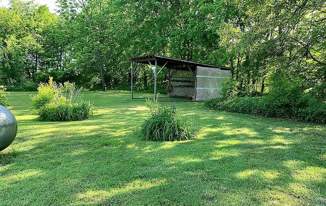 Photo of 251 Scenic Acres Dr, Murray, KY