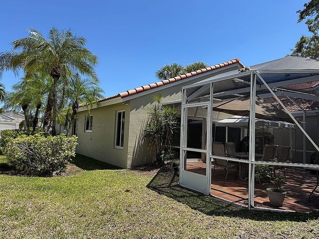 Photo of 2006 Nw 182nd Ave, Pembroke Pines, FL