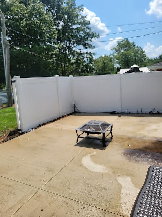 Photo of 615 S Portland St, Bryan, OH