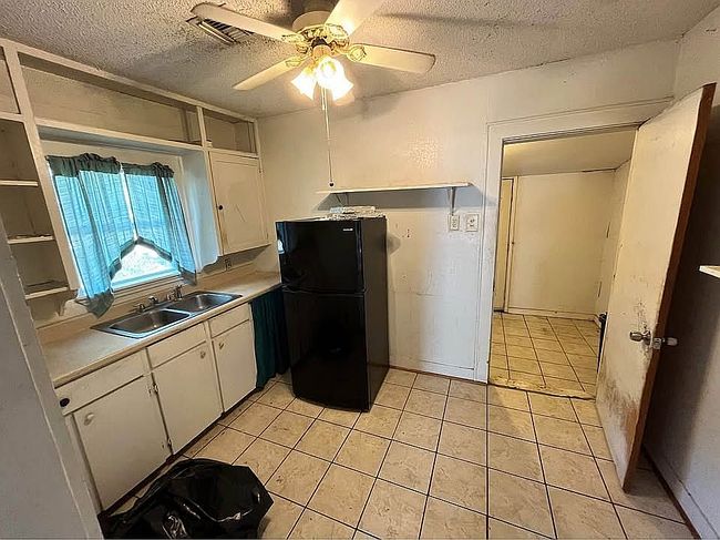 Photo of 5563 Catherine Dr, Robstown, TX