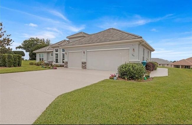 Image of 1407 W Beacon Hill Dr