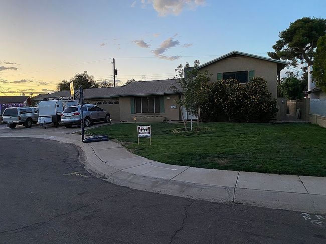 Additional photo 2 of property located at 8742 E Berridge Ln