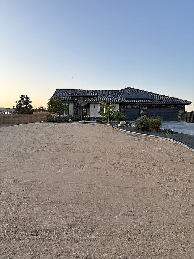 Image of 17902 Branding Iron Rd