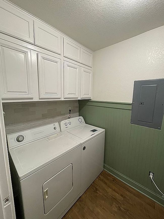Photo of 807 W Longleaf Dr Unit 52, Auburn, AL