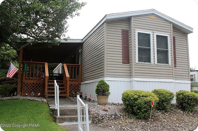 Photo of 205 Robin Ln, East Stroudsburg, PA