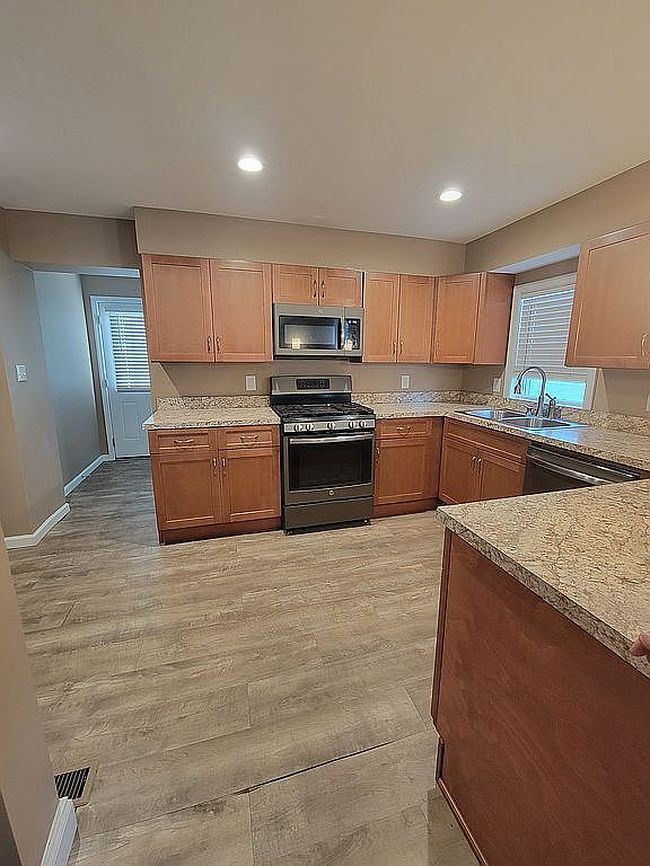 Photo of 403 Herman Ave, Lemoyne, PA