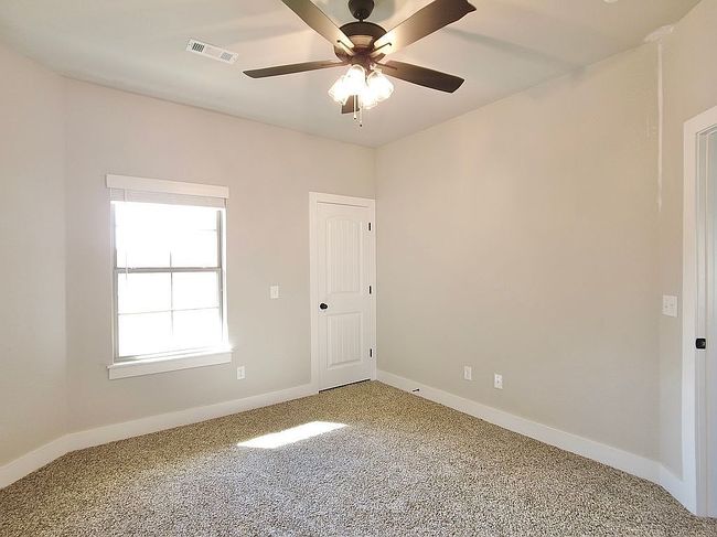 Image of 970 Maple View St