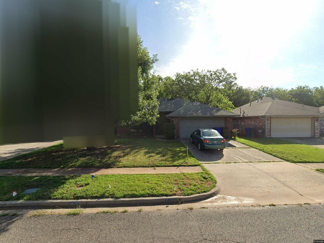 Photo of 2125 Harbor Dr, Norman, OK